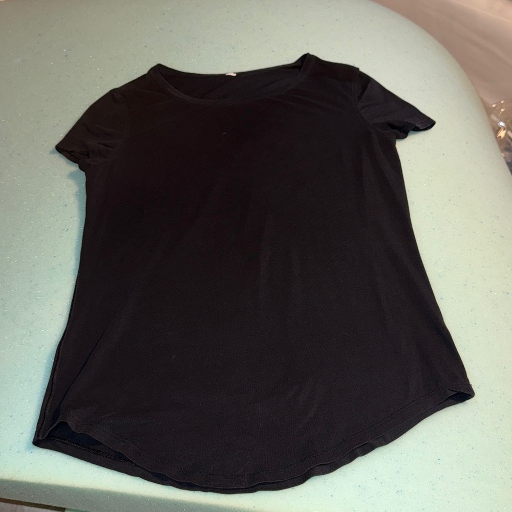 lululemon athletica Black Short Sleeve Tee